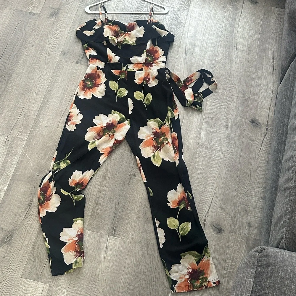 VENUS Black Floral Jumpsuit - Picture 4 of 5
